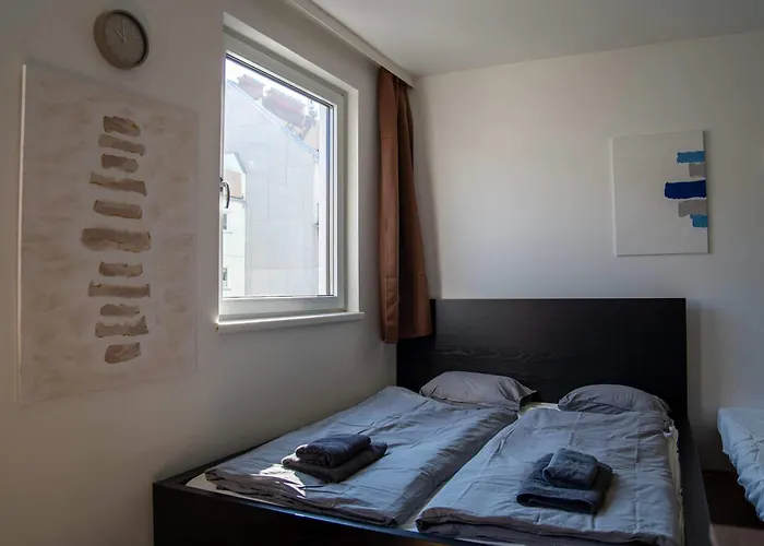 Modern Charming Perfect For Exploring